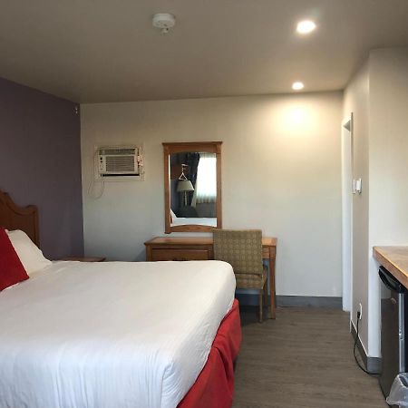 Thriftlodge By Wyndham Moncton Exterior foto